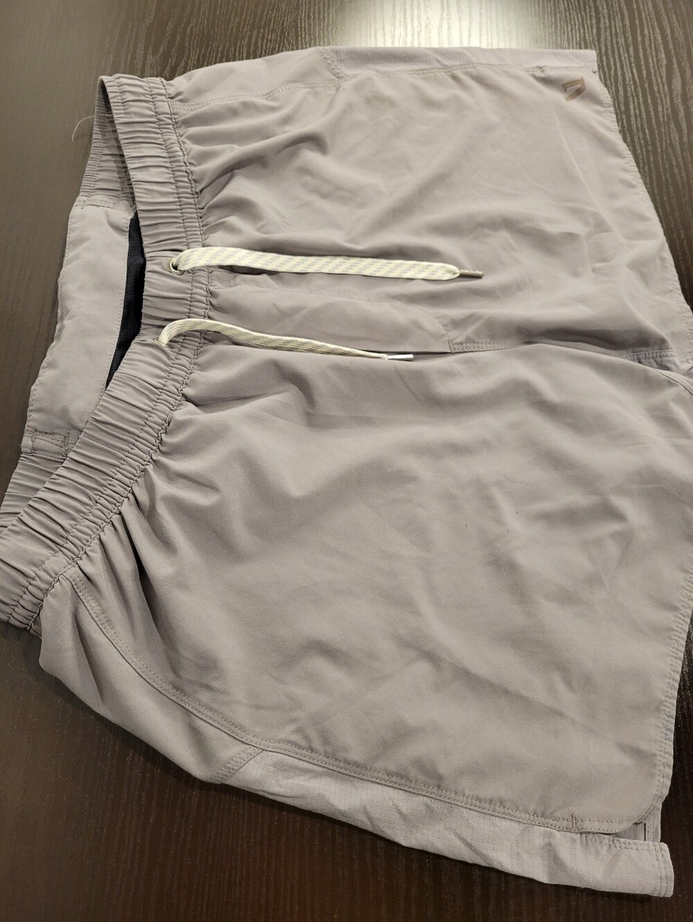 Vuori Men's Trail Running Shorts Grey 5" Inseam - Size Small